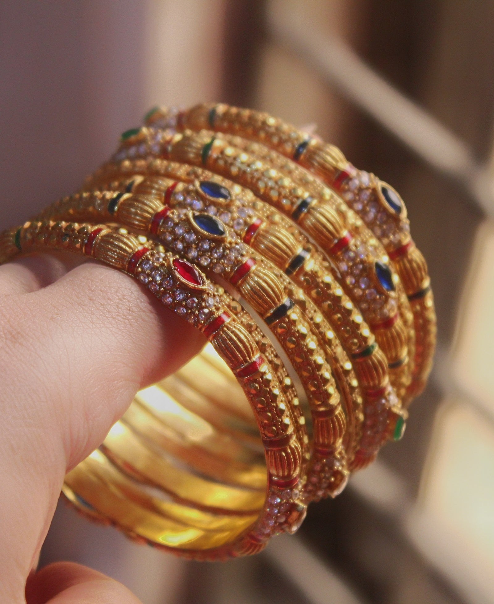 thappa kundan earrings